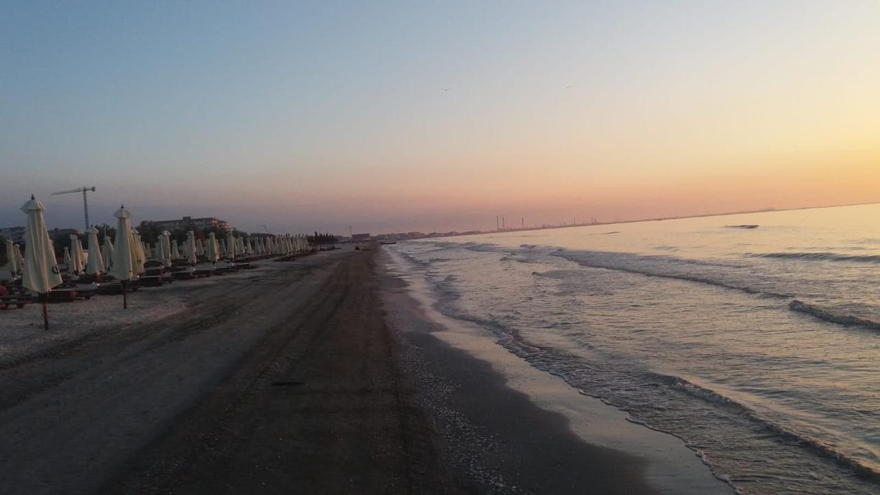Frontal View By Twin Residence Mamaia Buitenkant foto