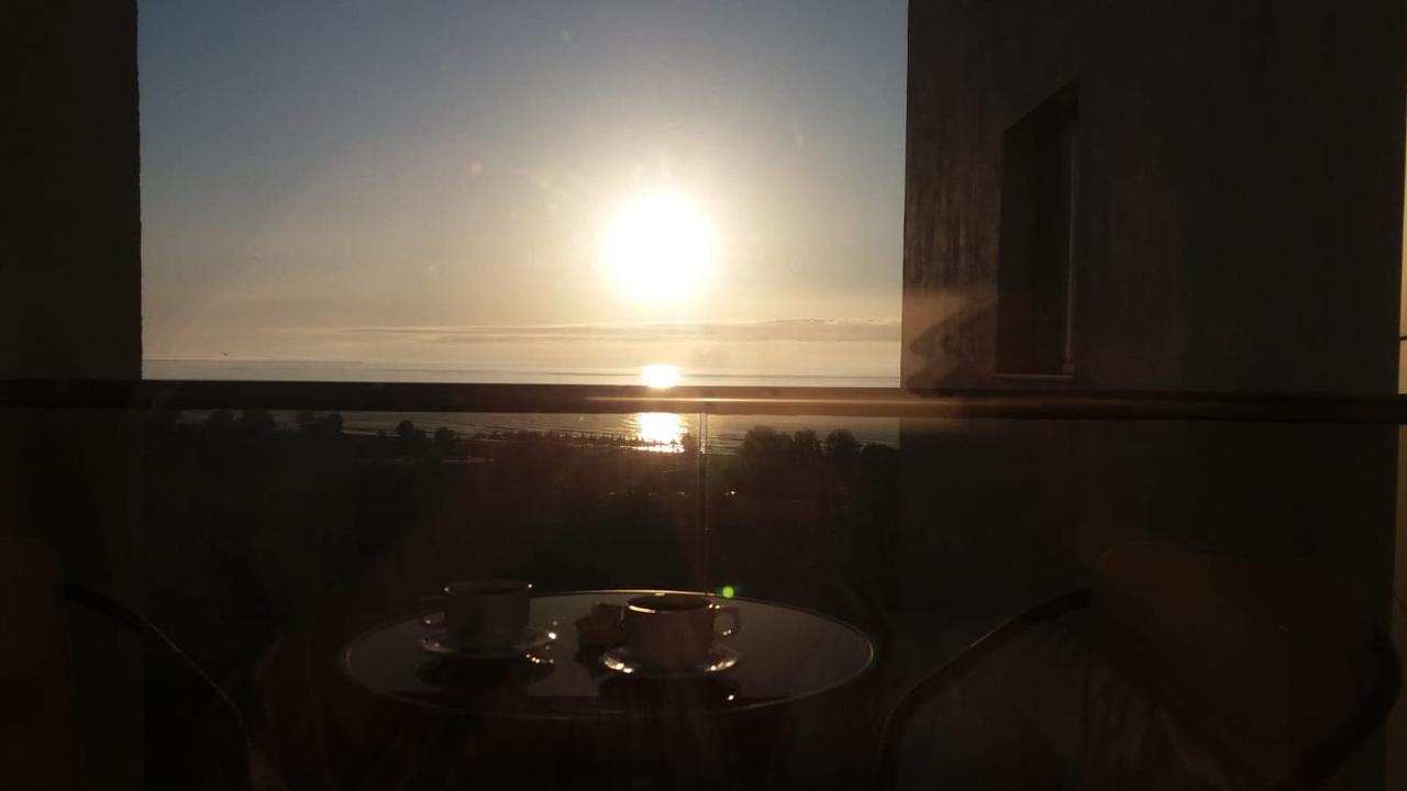 Frontal View By Twin Residence Mamaia Buitenkant foto